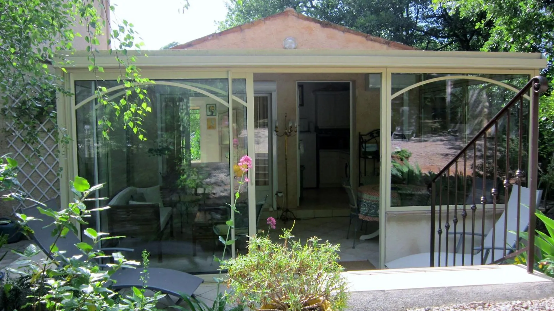 Holiday home Le Bois Des Combes Cottage Lorgues